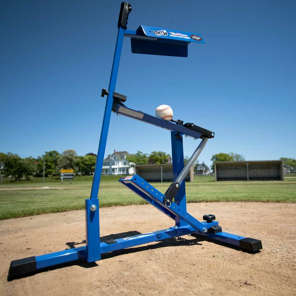 Louisville Slugger Blue Flame Pitching Machine 3 Louisville Slugger Blue Flame Pitching Machine